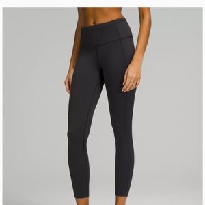 Lululemon black fast and free high rise tight legging 25”